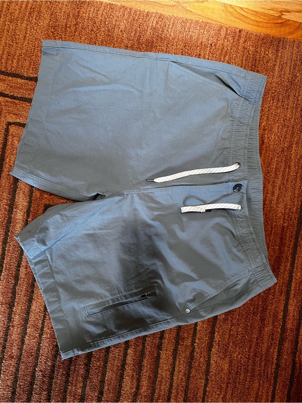Vuori Men's Ponto Performance Shorts in Slate Blue
